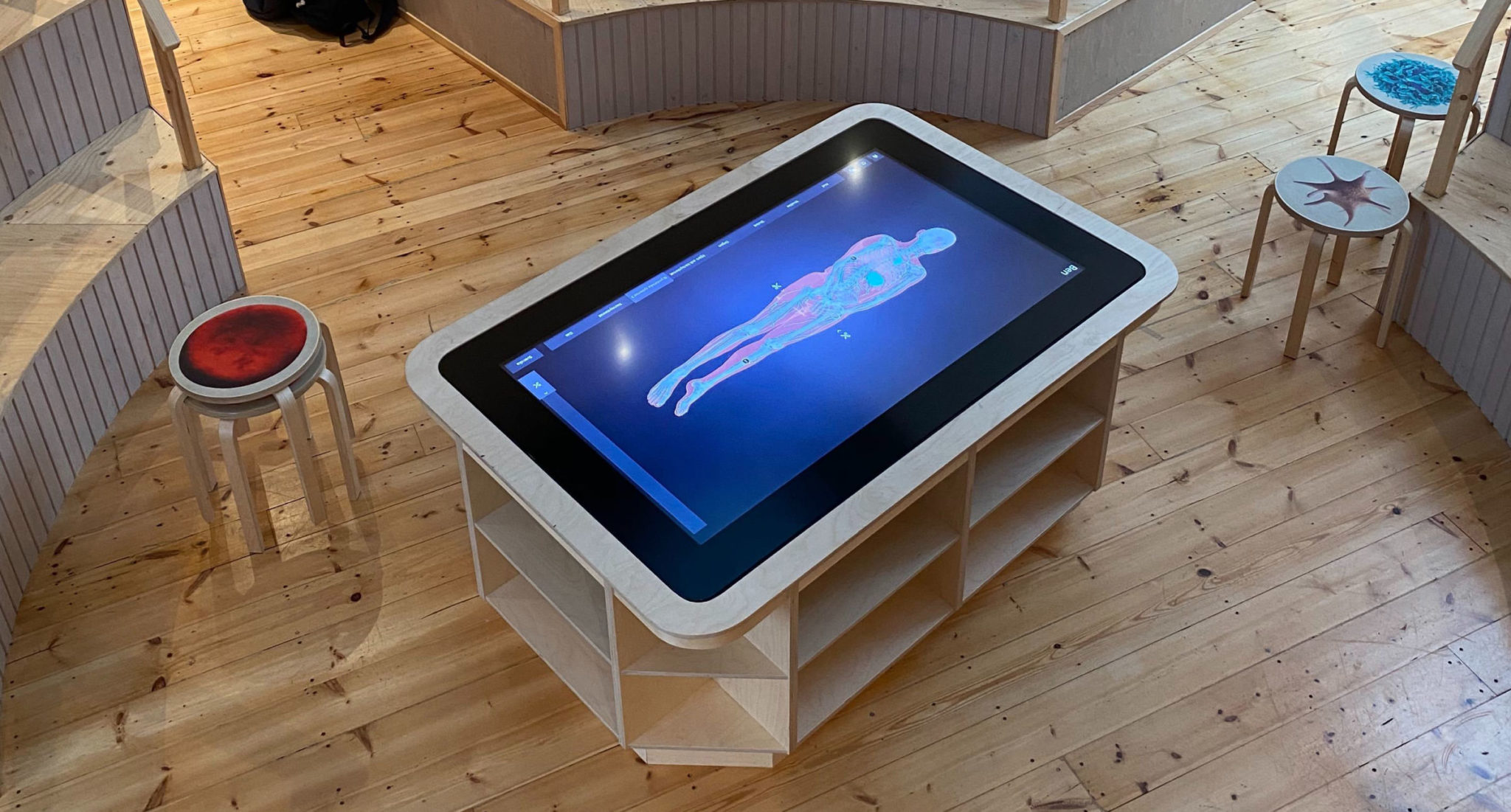 Tom Tits Experiment Interspectral